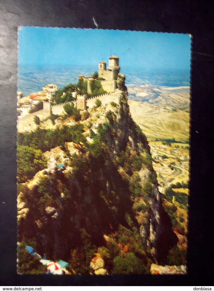 San Marino: La Rocca. Cartolina Vg 1969 (varie Affrancature Commemorative) - San Marino