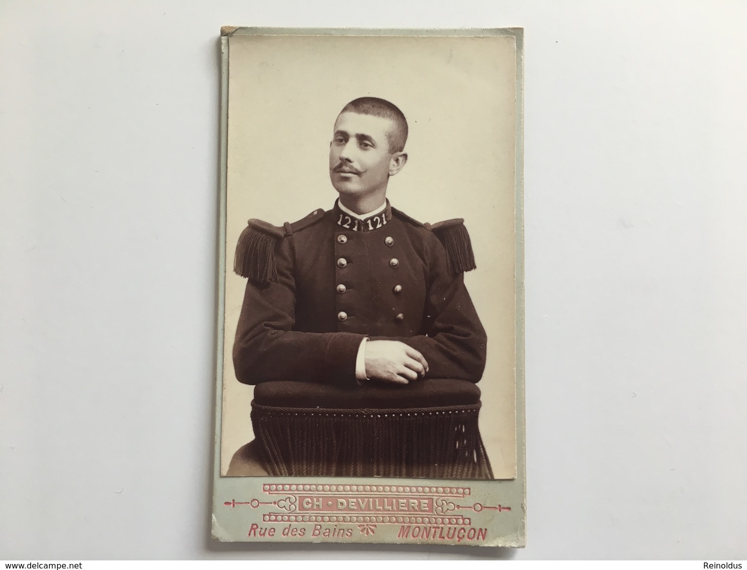 Cdv Soldat Francais Uniform Regiment 121 Montlucon Photo Devilliere Rue Des Bains - Guerre, Militaire