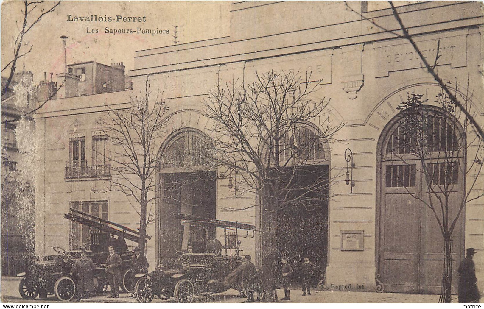 LEVALLOIS PERRET - Les Sapeurs Pompiers (carte Vendue En L'état) - Feuerwehr