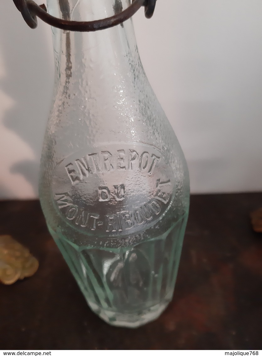 Ancienne Bouteille Entrepôt Du Mont-riboudet - Hauteur 20 Cm Diamètre Bas 5 Cm - - Soda