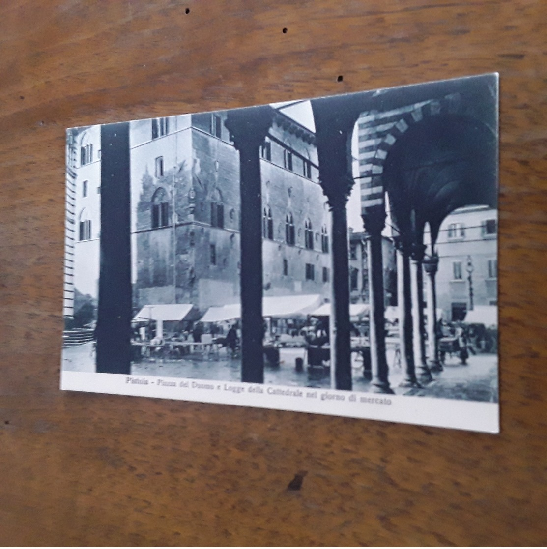 Cartolina Postale Pistoia, 1900 Mercato Alle Logge Della Cattedrale - Pistoia