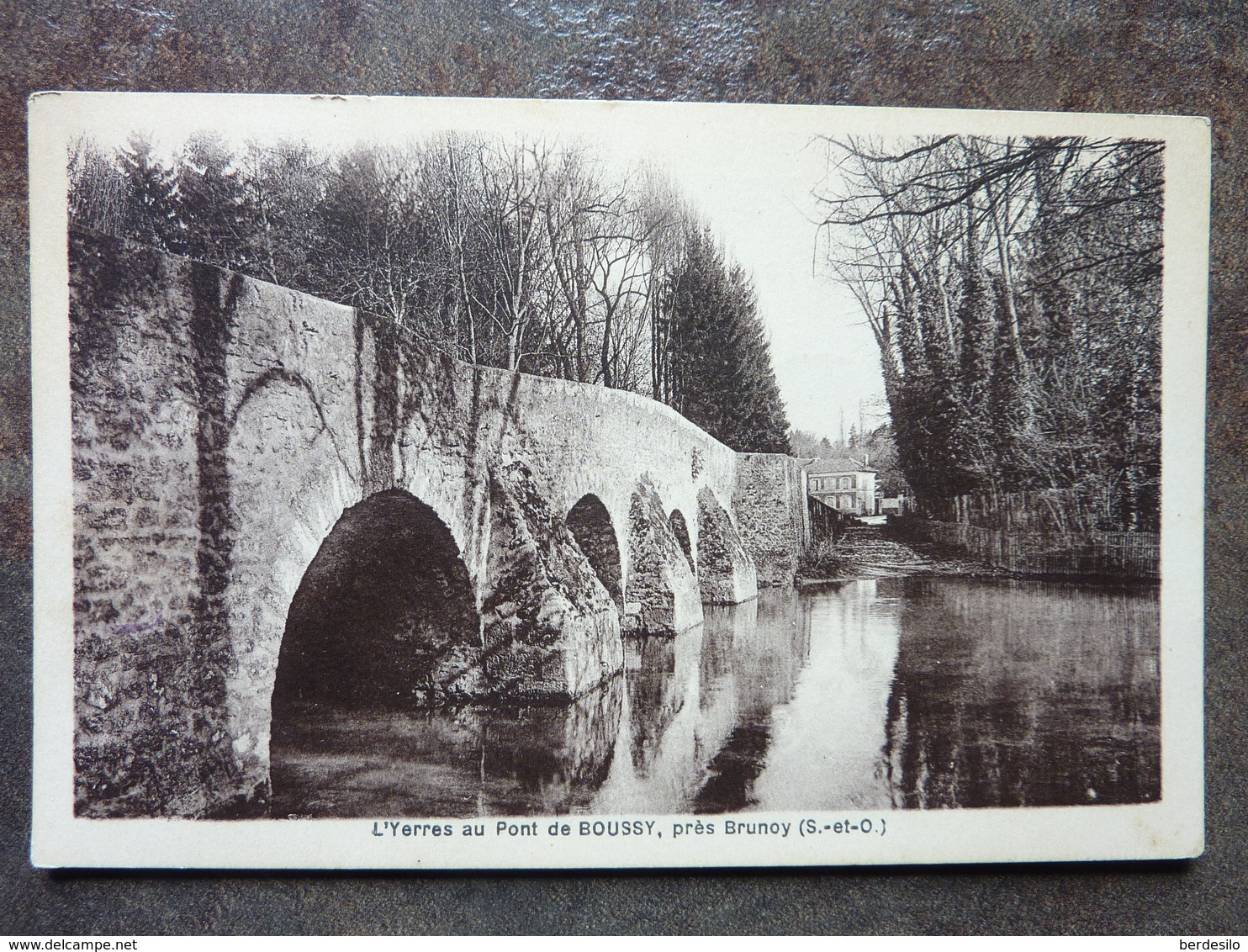 BOUSSY BRUNOY  L'Yerres Au Pont De Boussy  TBE - Brunoy