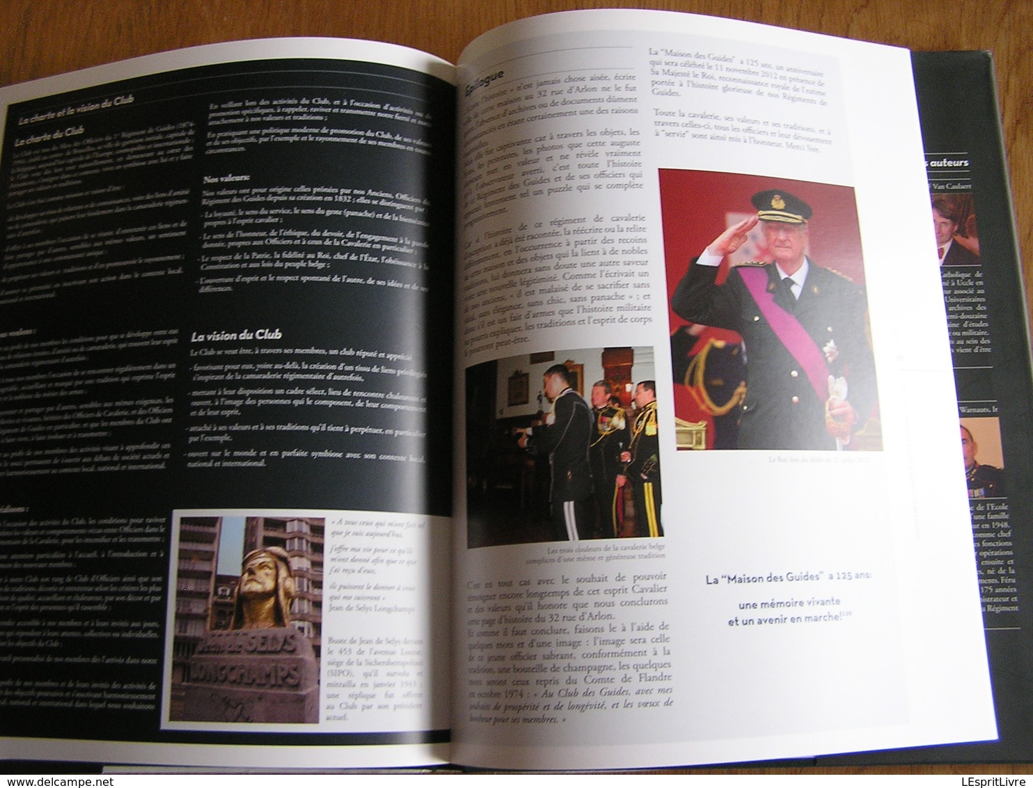 LES GUIDES Rue d'Arlon 125 Ans de Traditions de Cavalerie Bruxelles Armée Belge Cavalier Cheval Caserne Régiment Guide