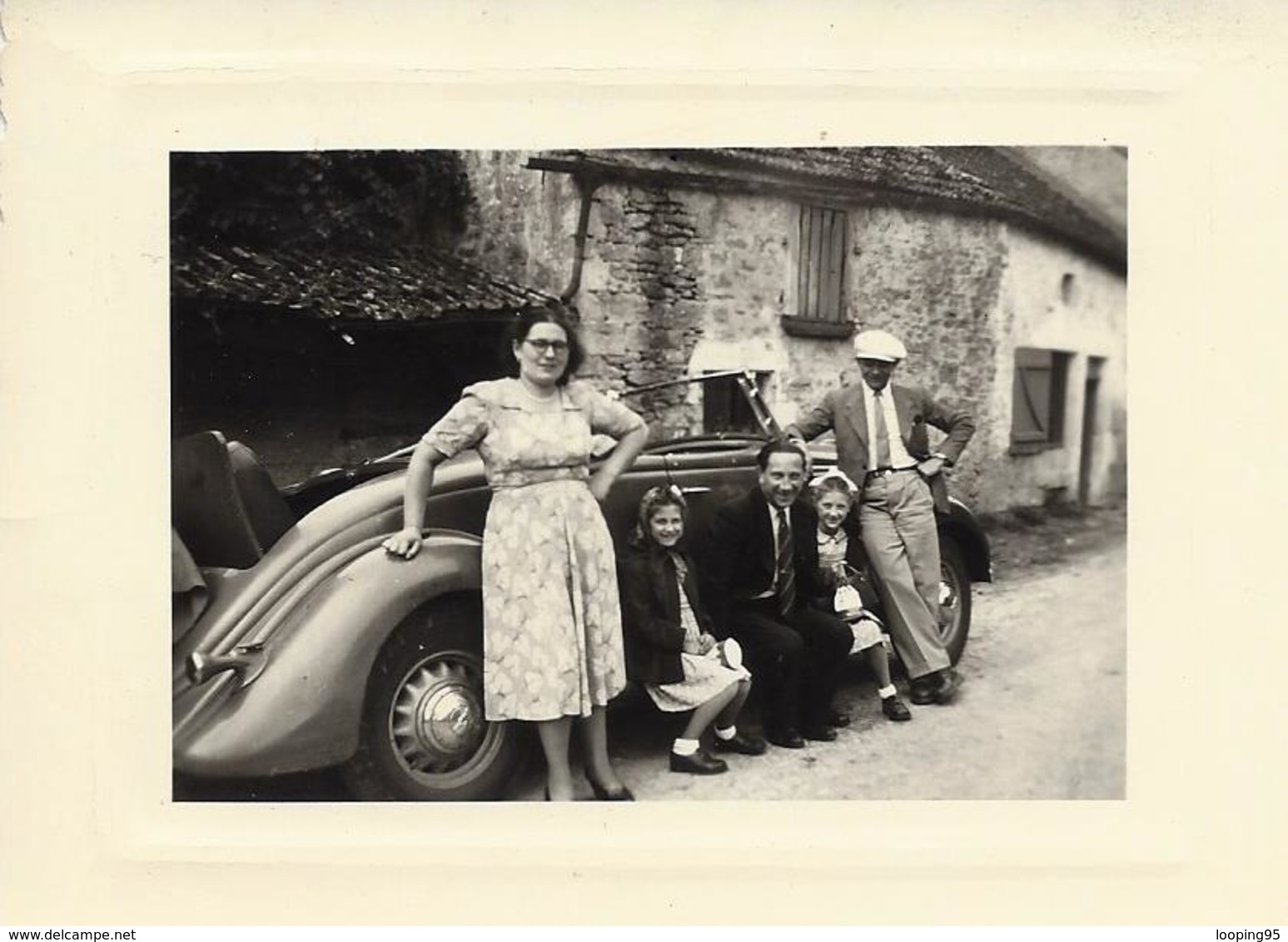 POULANGY-HAUTE MARNE-PHOTO-PHOTOGRAPHIE-PERSONNAGE-HOMME-FEMME-ENFANTS-AUTO-VOITURE- - Automobiles