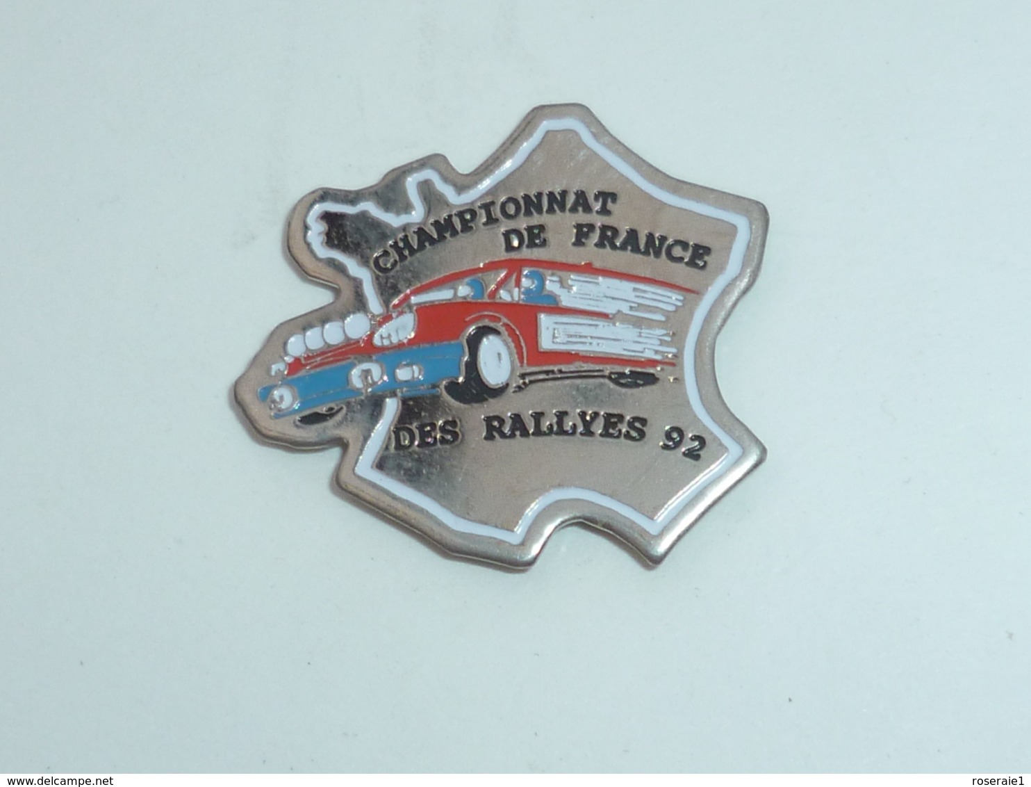 Pin's CHAMPIONNAT DE FRANCE DES RALLYES 1992 - Rallye