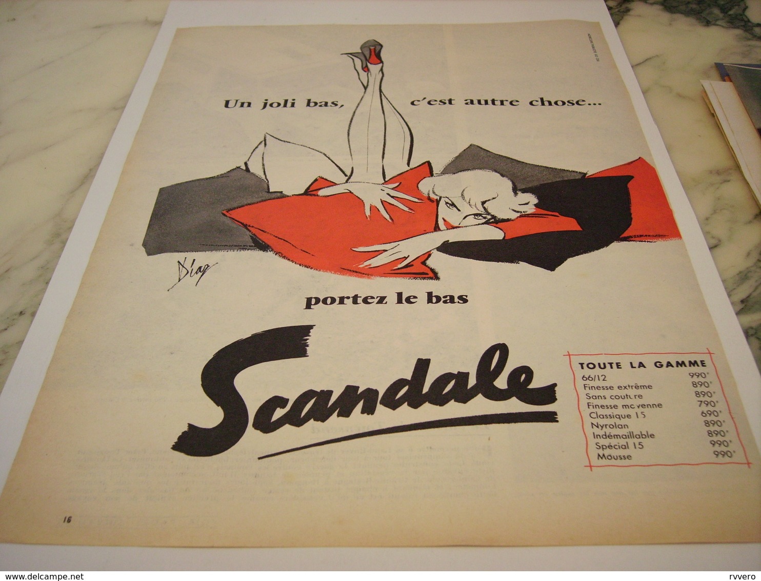 ANCIENNE PUBLICITE UN JOLI BAS SCANDALE 1957 - Autres & Non Classés