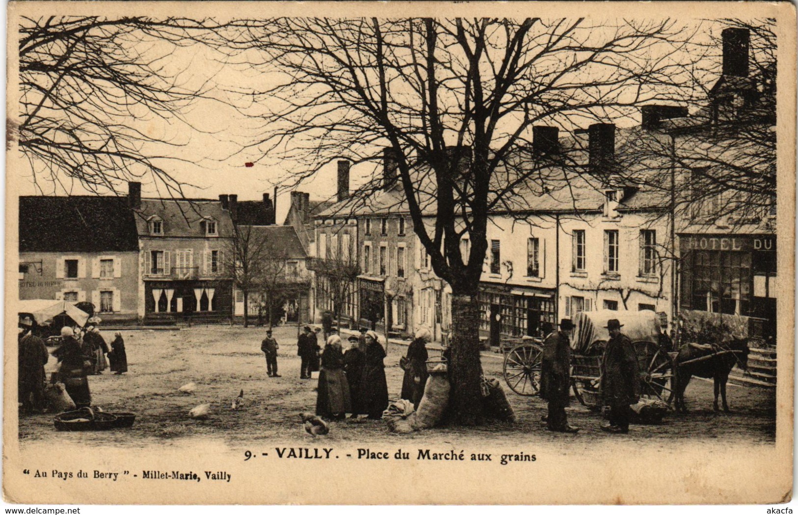 CPA VAILLY Place Du Marché Aux Grains (861354) - Autres & Non Classés