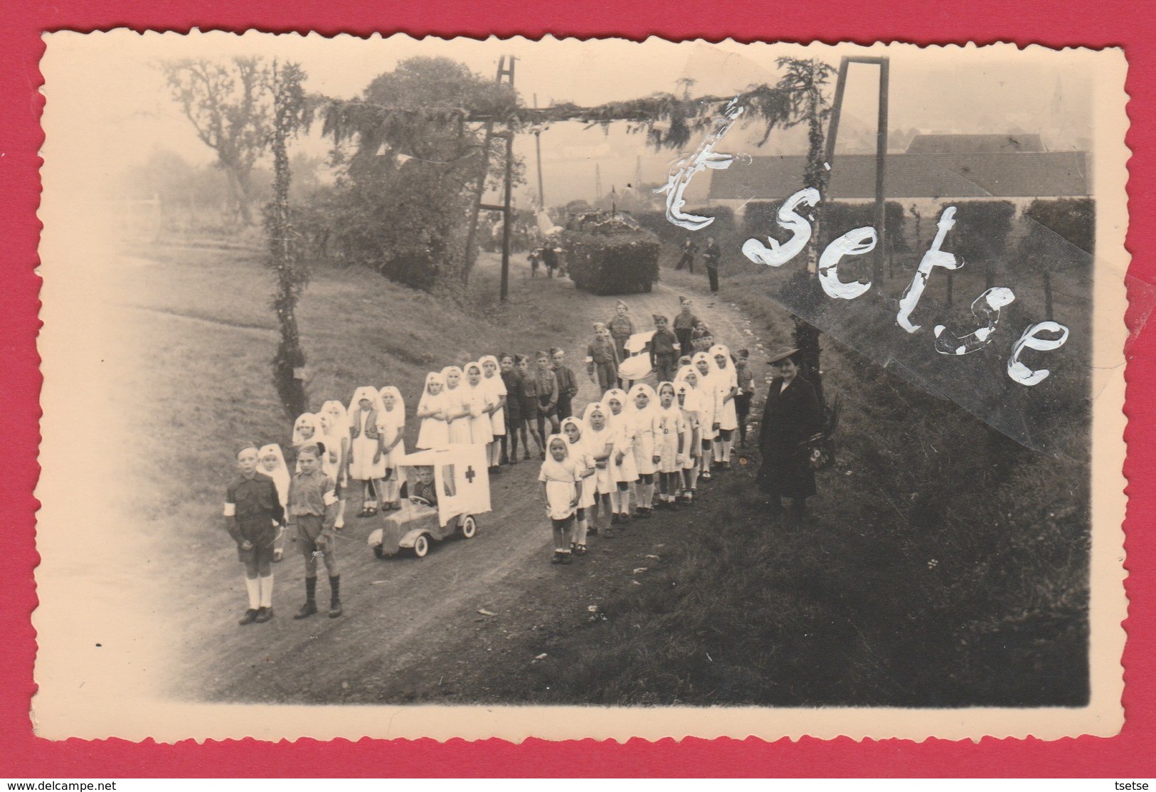 Grandrieu -Fête De La Libération ...1946 - Carte Photo 5 ( Voir Verso ) - Sivry-Rance