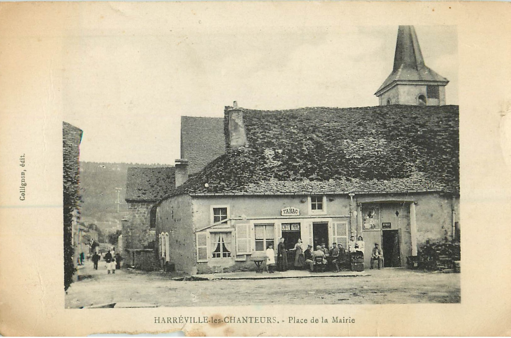 Harreville Les Chanteurs Place De La Mairie  Réf 1754 - Autres & Non Classés