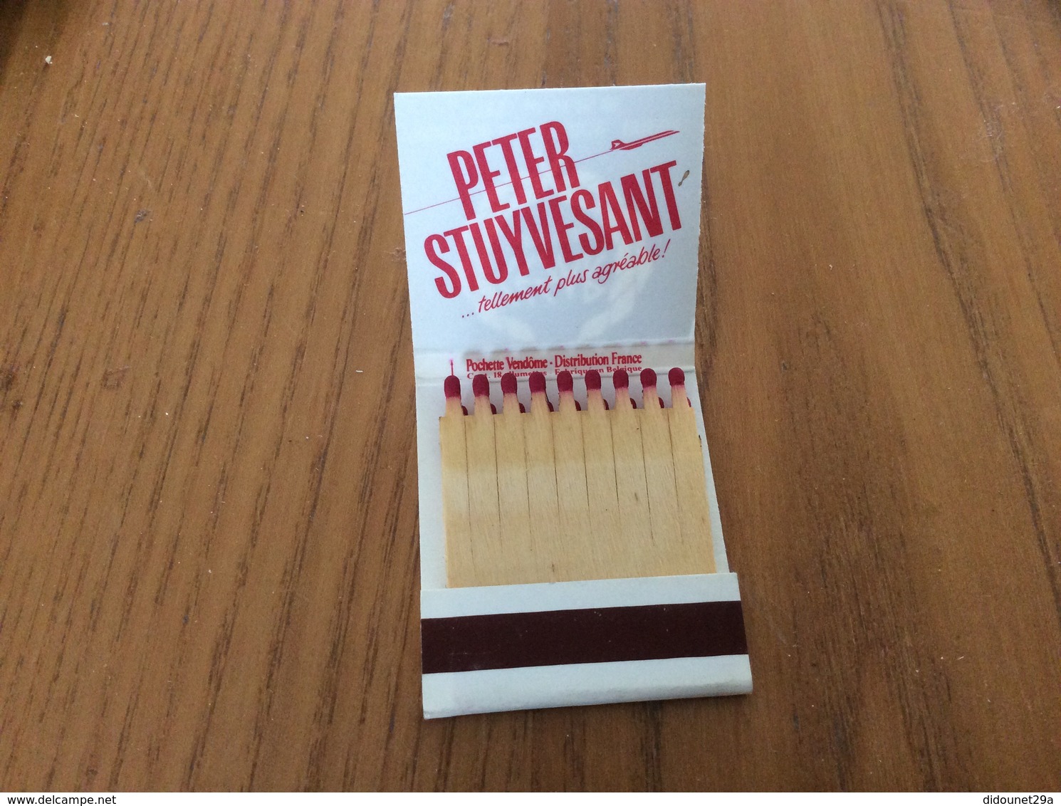 Pochette D'allumettes * Vendôme "PETER STUYVESANT / CESAR (Discothèque) - BREST (29)" (cigarettes) - Matchboxes