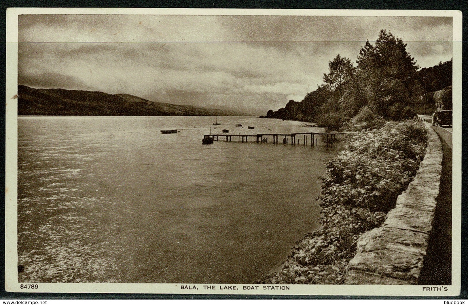 Ref 1299 - Early Postcard - The Lake Station Bala Merionethshire Wales - Merionethshire