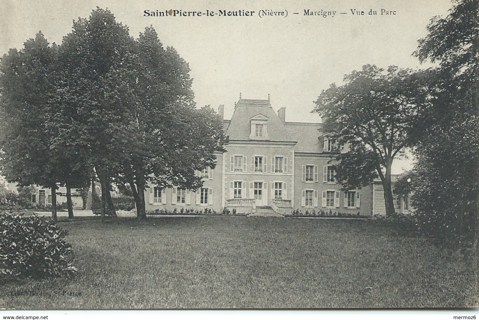 Saint St Pierre Le Moutier Marcigny Vue Du Parc - Saint Pierre Le Moutier