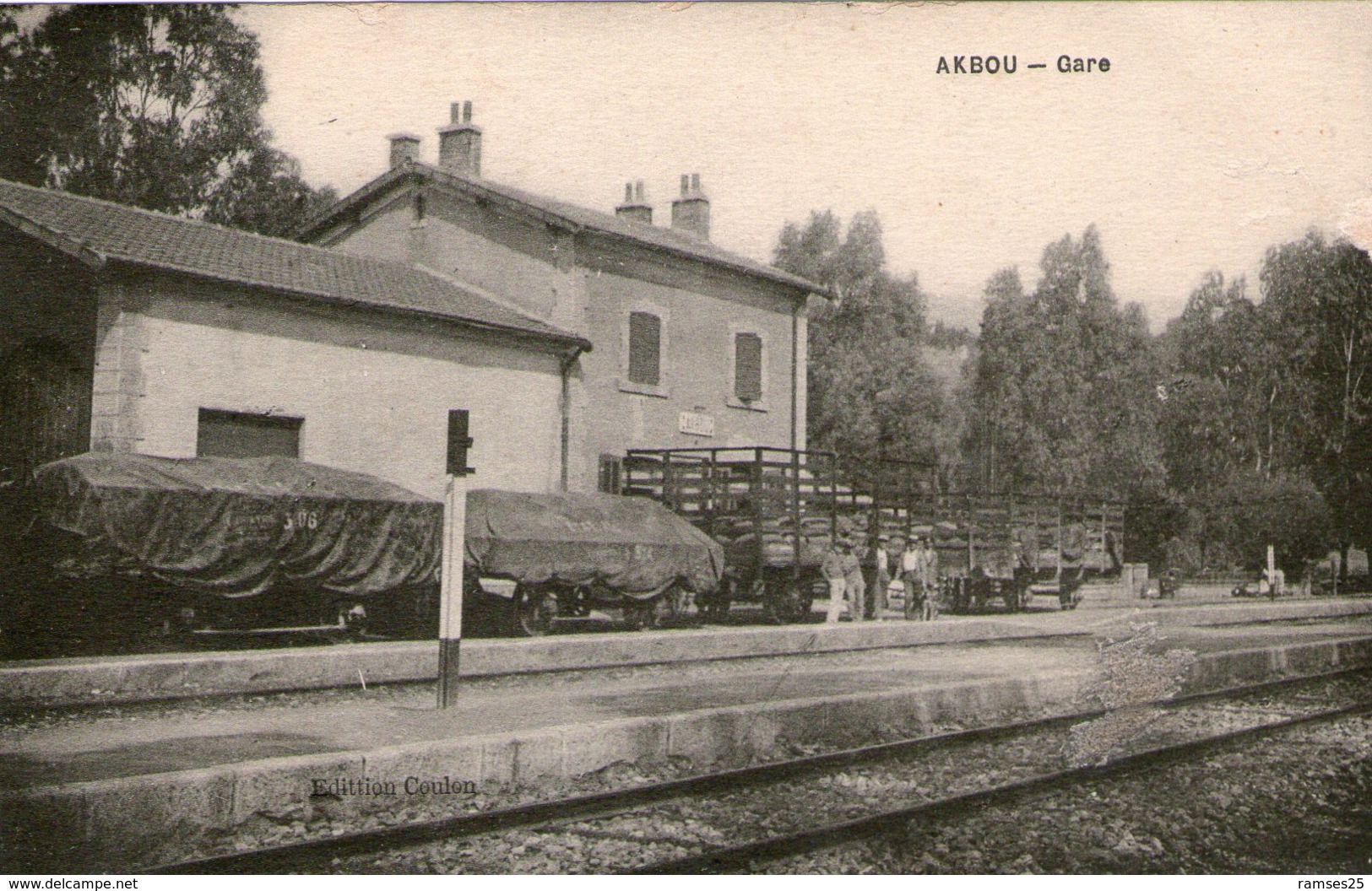 (109)  CPA  Akbou  Gare  (bon état) - Autres & Non Classés