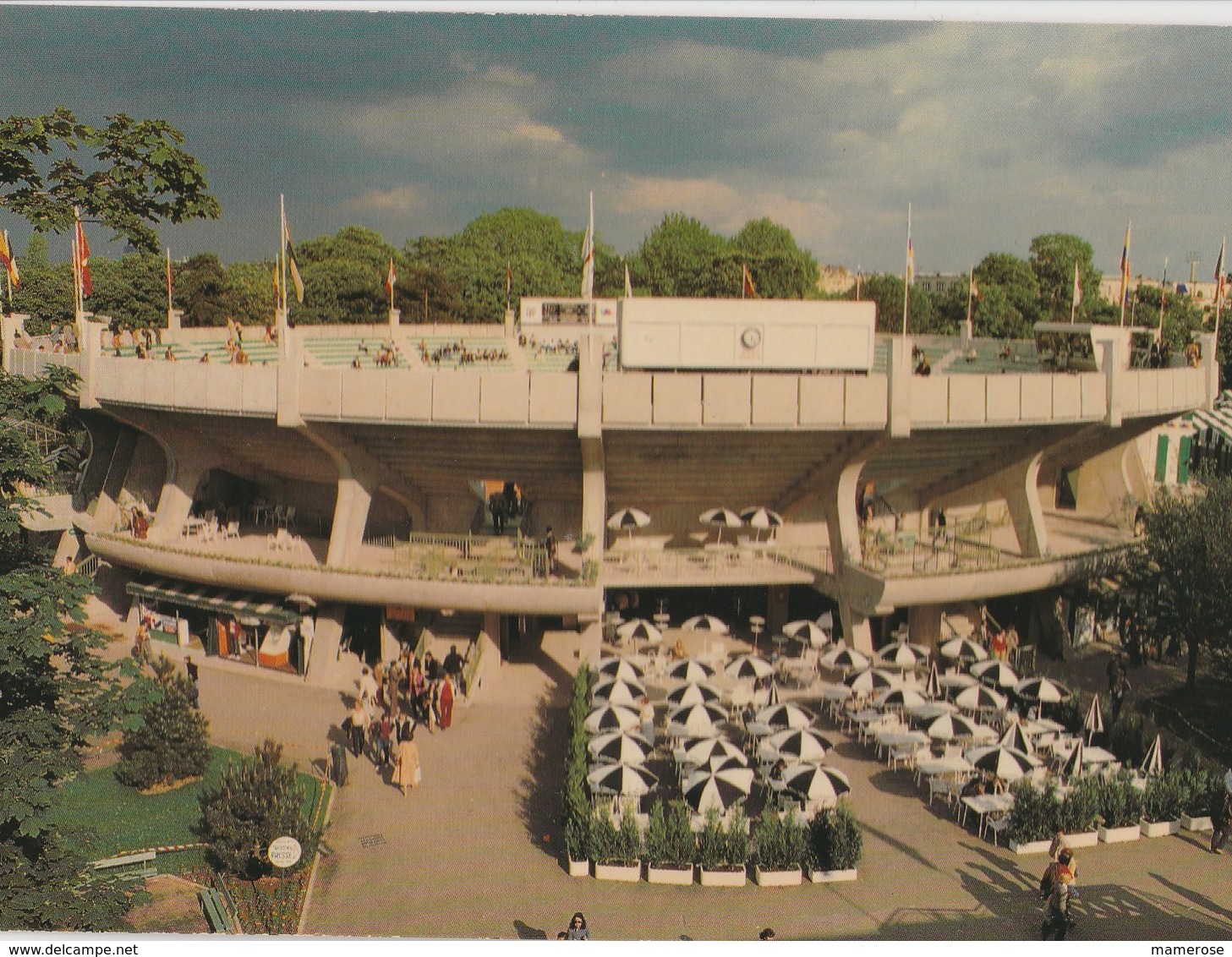 Paris (75016) STADE ROLAND GARROS. Le Court N° 1 Et Le Restaurant Publique - Tennis