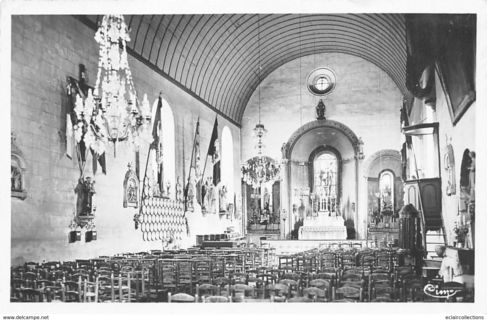 Saint Aout        36     L'intérieur De  L'Eglise    1959        (voir Scan) - Altri & Non Classificati