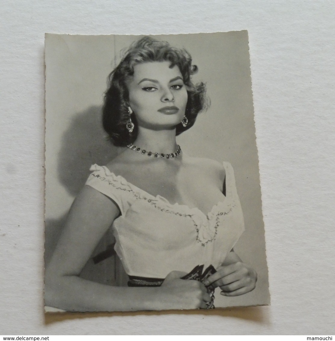 SOPHIA LOREN - (10 X 14.5 ) - Photo United Artist - Photographs