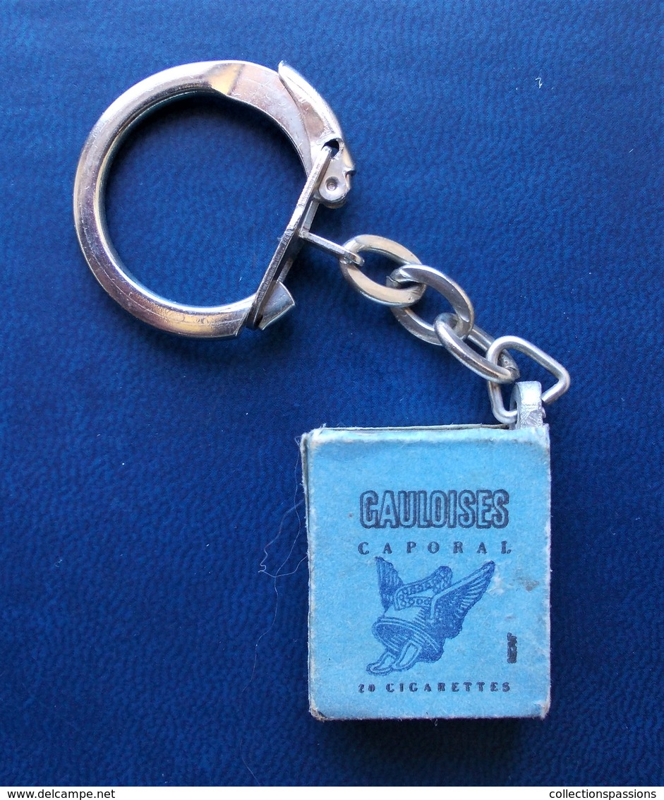 Ancien Porte Clefs.  Cigarettes " GAULOISES " - Key-rings