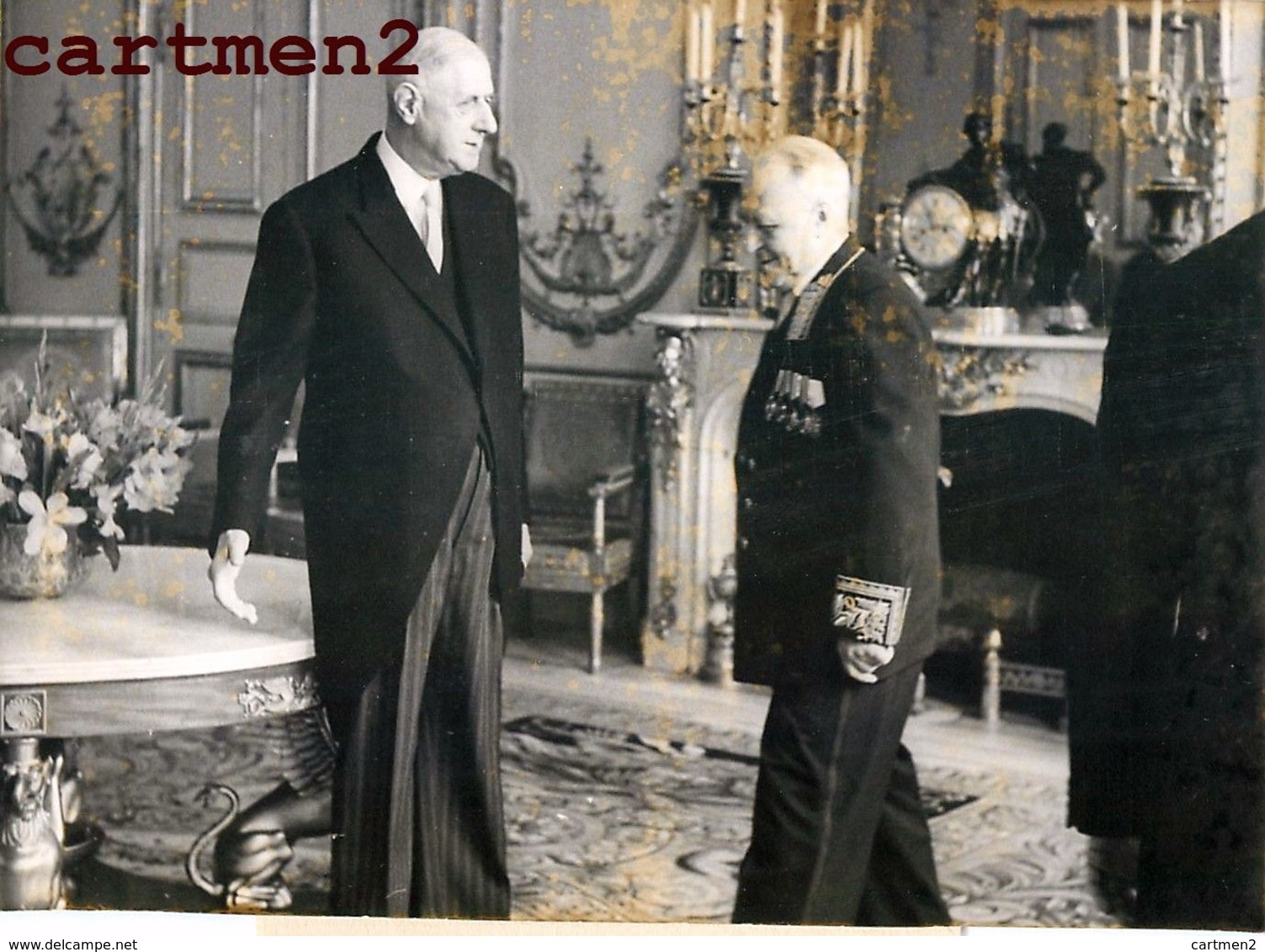 LE GENERAL CHARLES DE GAULLE M. ZORINE URSS SOVIETIQUE RUSSIE RUSSIA POLITIQUE GUERRE PRESIDENT - Personalità