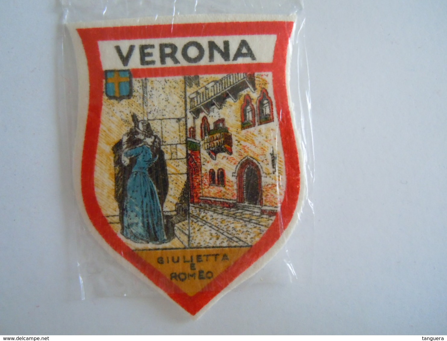 Verona Italia Ecusson En Tissu Schild Blazoen 5,8 X 7,8 Cm - Patches