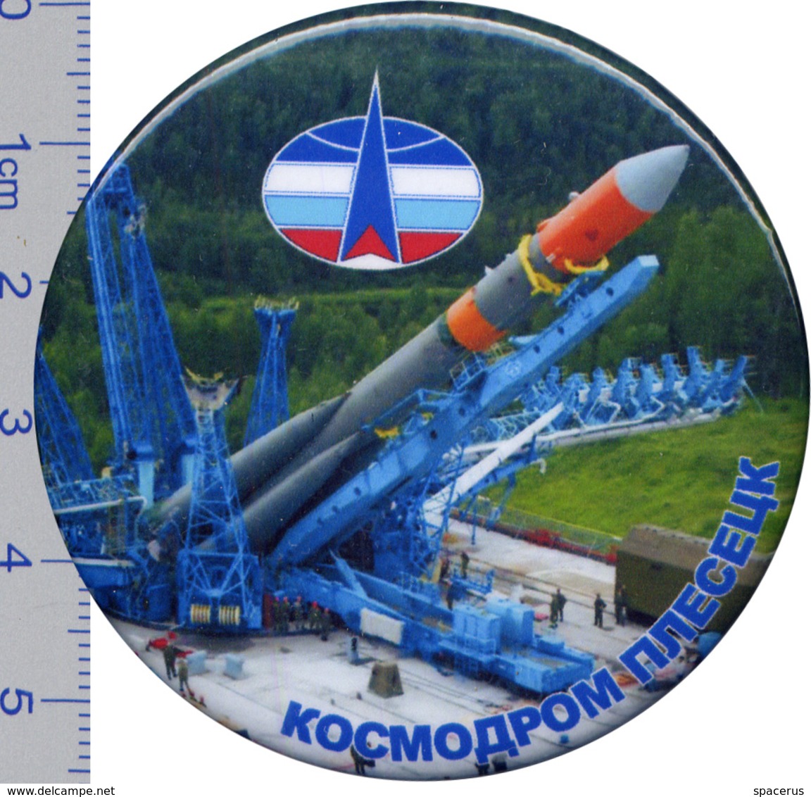 91-1 Space Russian Pin.  Plesetsk Cosmodrome 60 Anniversary  D-56mm - Space