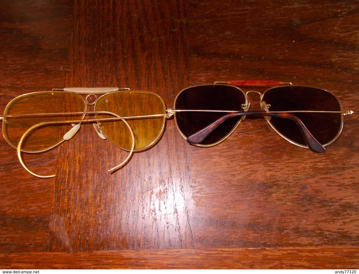 2 Autentiques Paire De Ray Ban Type Aviateur - Equipement