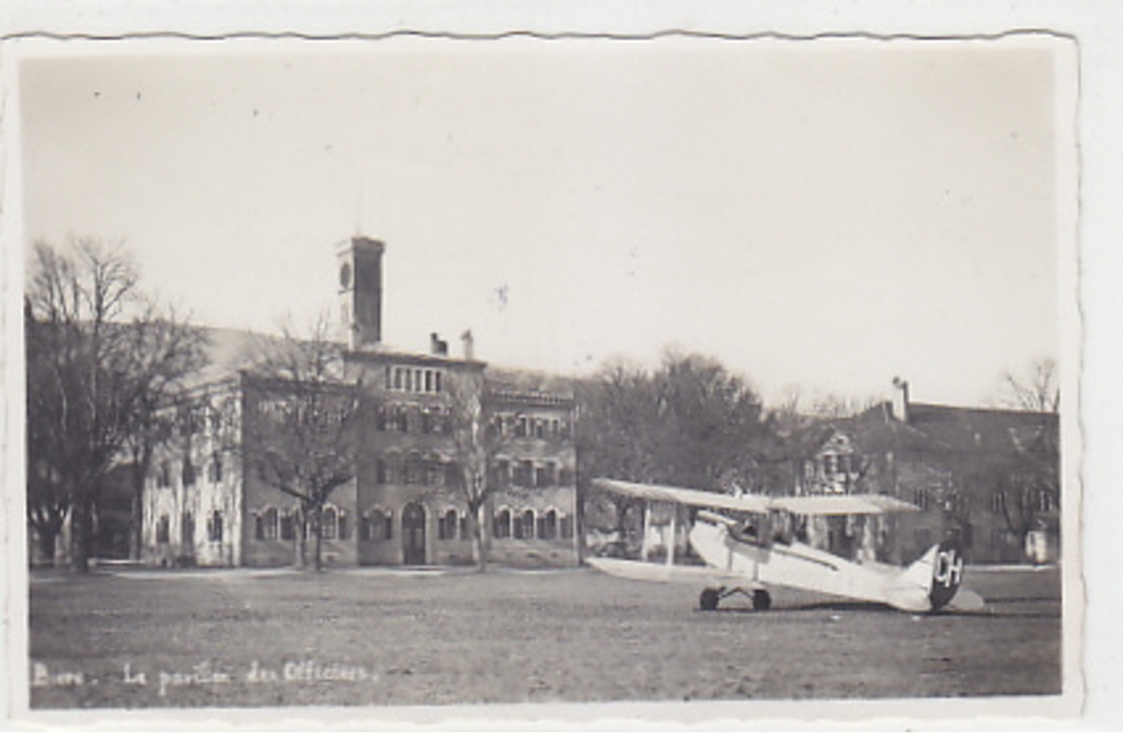 Bière - Le Pavillon Des Officiers Avec Avion - 1939     (P-169-70607) - Bière