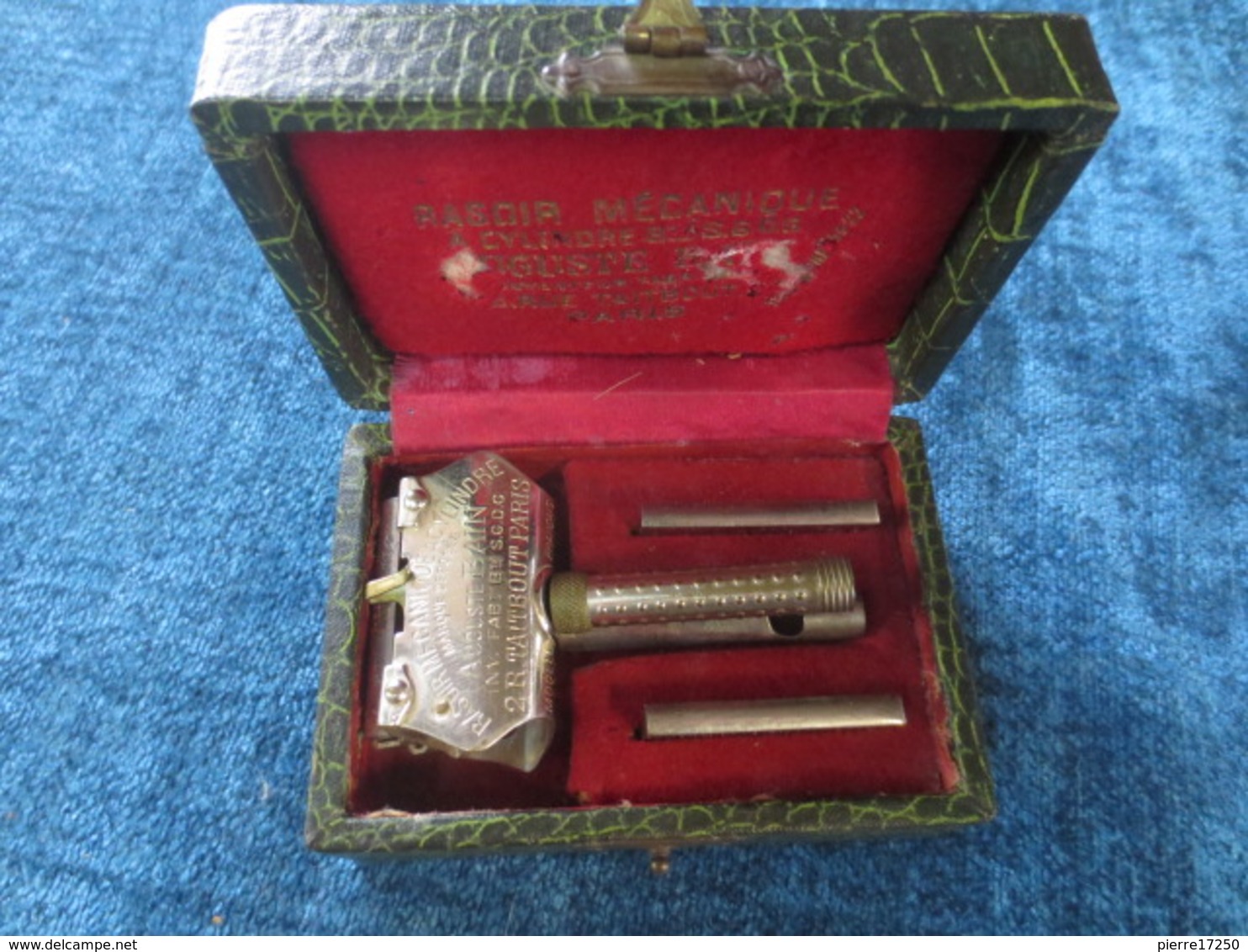 Ancien Rasoir Mecanique Auguste Bain  Avec Boite D'origine - Razor Blades