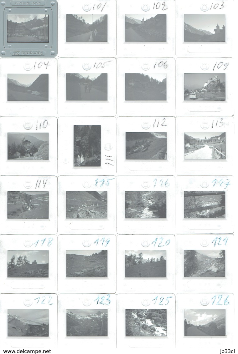 Lot de 176 diapos de voyage au Val d'Aoste (paysages, villes, villages, téléphérique, ruines romaines... (1969 et 1970)