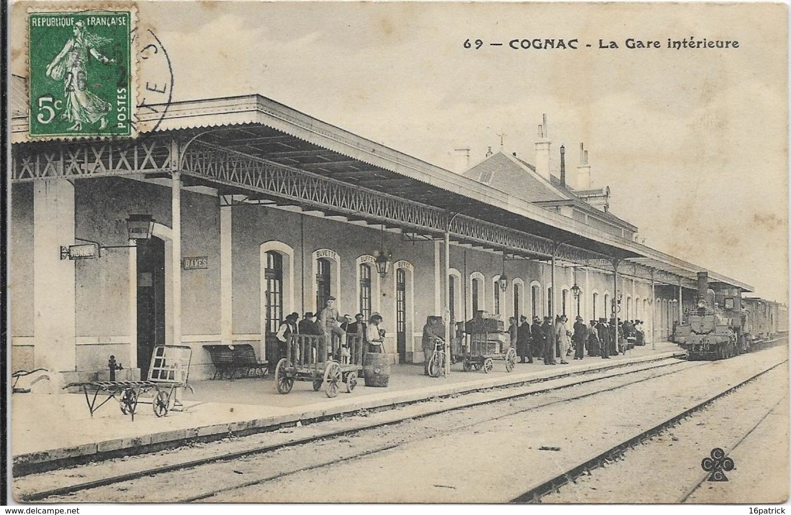 COGNAC-La Gare Intérieure - Cognac