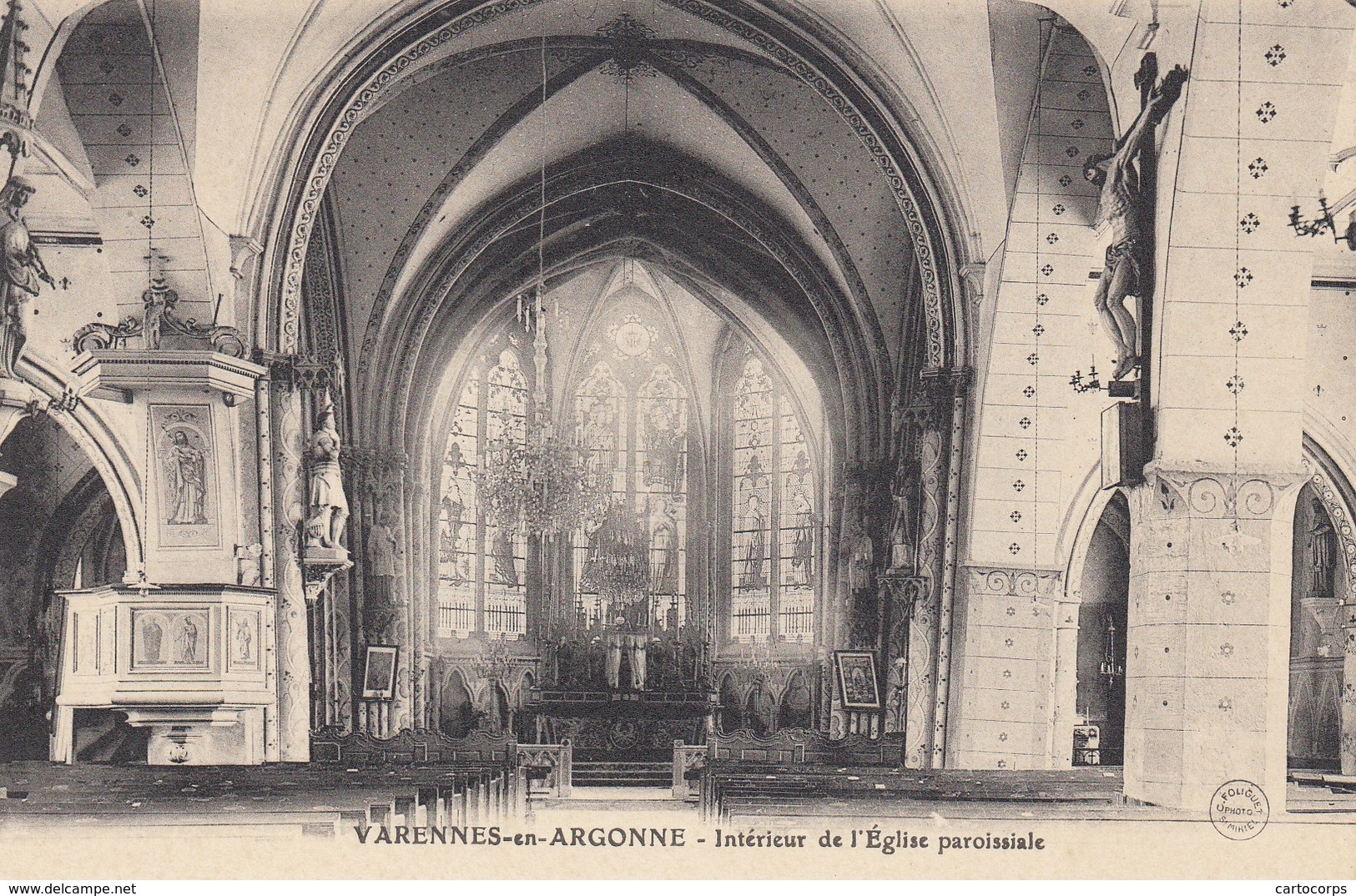 55 - Varennes-en-Argonne - Beau Cliché De L'Intérieur De L'Eglise Paroissiale - Autres & Non Classés