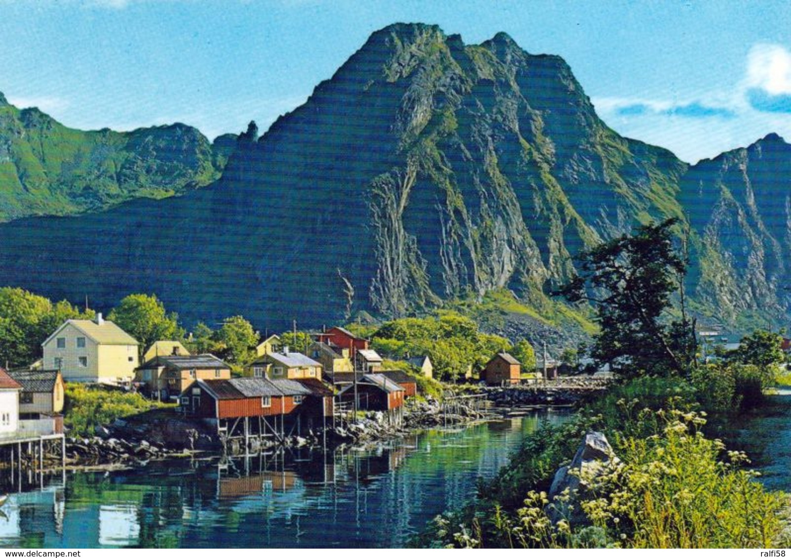 1 AK Norwegen Lofoten * Ansicht Von Svolvær - Im Hintergrund Der Berg Svolværgeita * - Norwegen