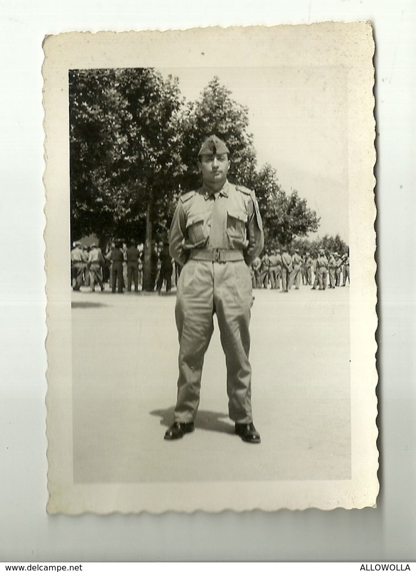 4199 " MILITARE A SPOLETO IL 7/6/1959 " FOTO ORIGINALE - Guerra, Militari