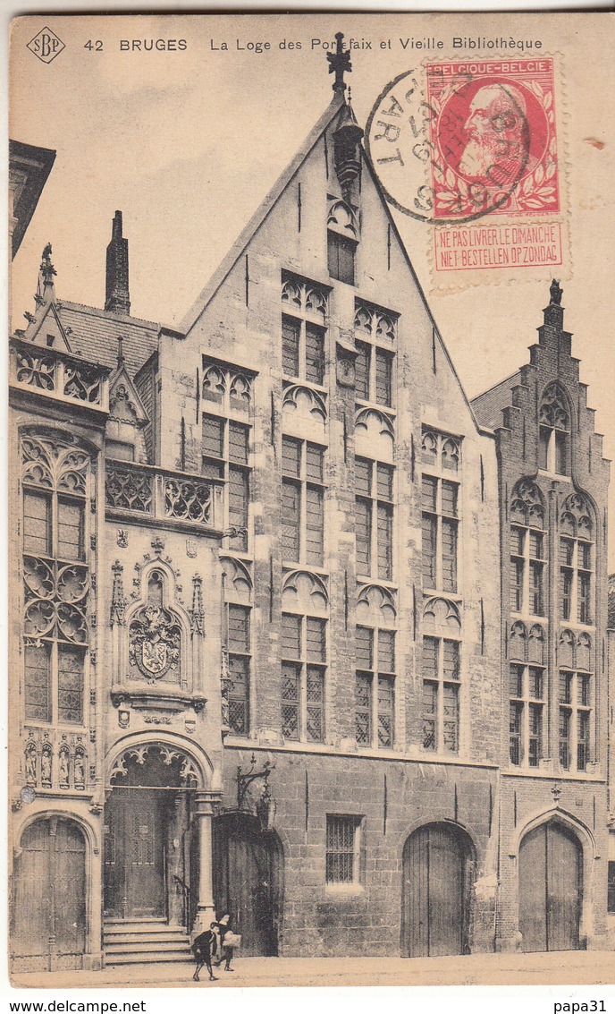 BRUGES - La Loge Des Portfaix Et Vieille Bibliothèque - Brugge