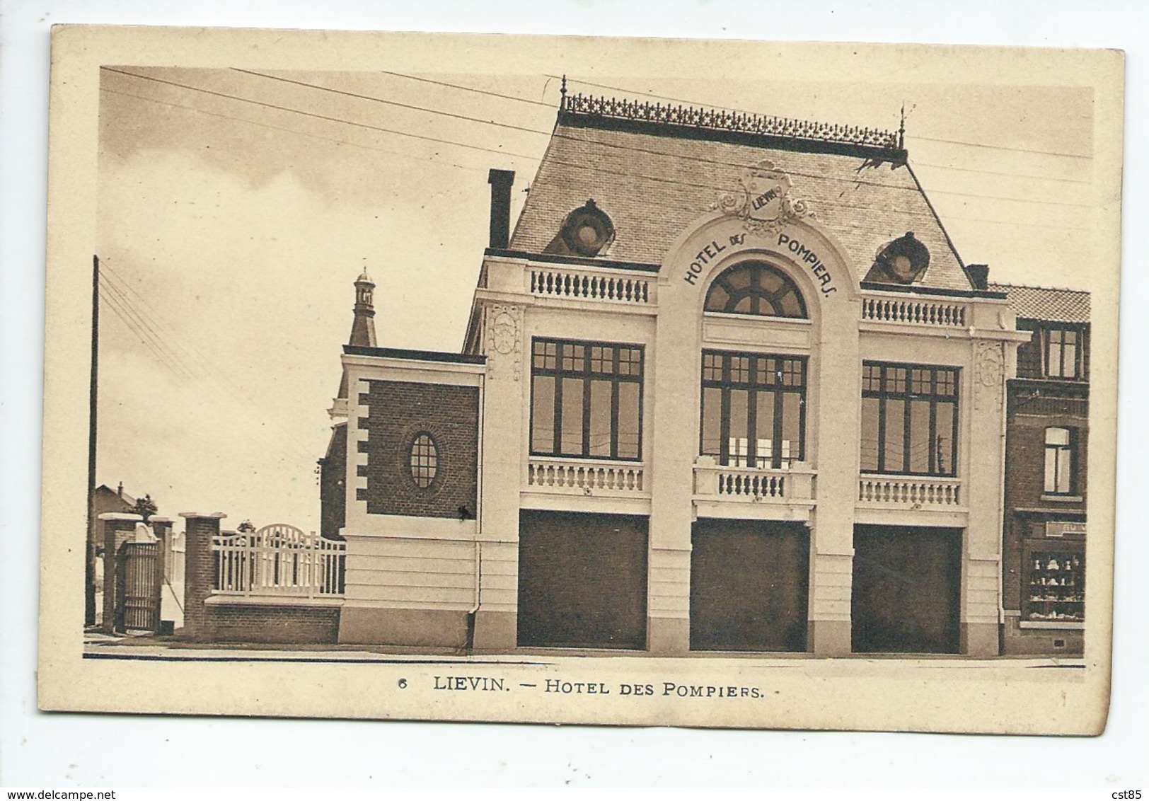 Carte Postale Abimée - LIEVIN - Hotel Des Pompiers - Lievin