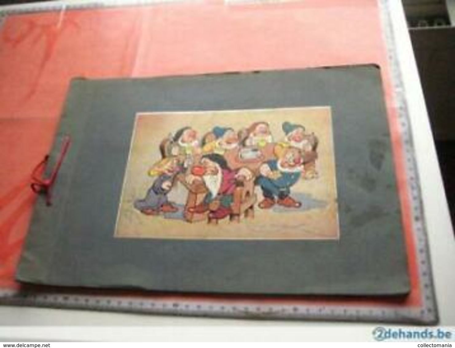 Only Dwarfs And Animals Snow White Disney Album, With Full Set Fairy Tale Animation Movie 1938,  50 Chromos RARE To Find - Autres & Non Classés