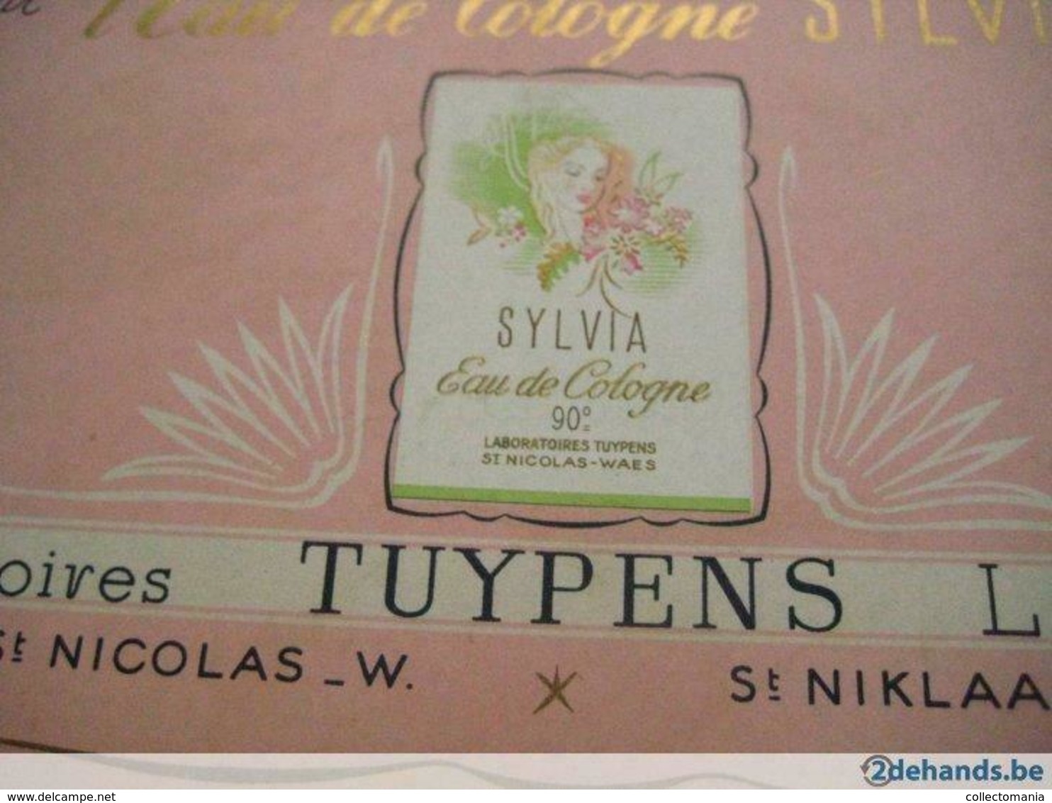 1 album Laboratoires TUYPENS , 1950'sRare & nice, woman famous in history, album splendid, only 10 cards to glue in RARE