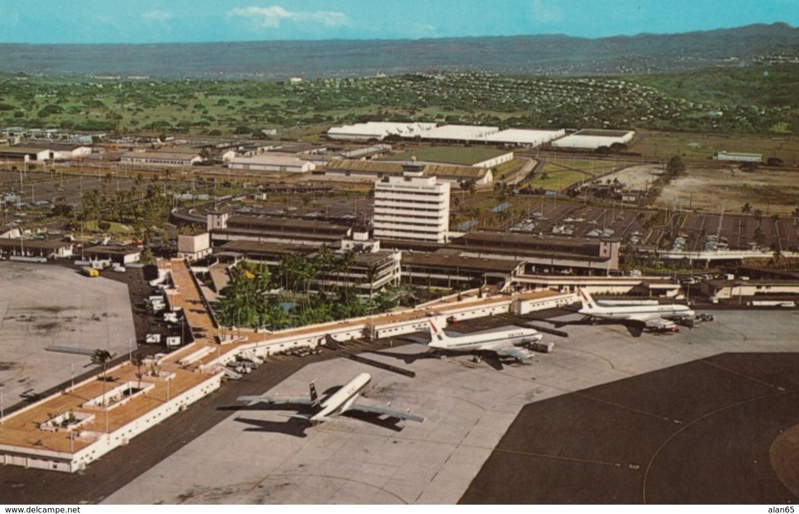 Honolulu Hawaii International Airport, John Rodgers Terminal, C1960s/70s Vintage Postcard - Aerodromes