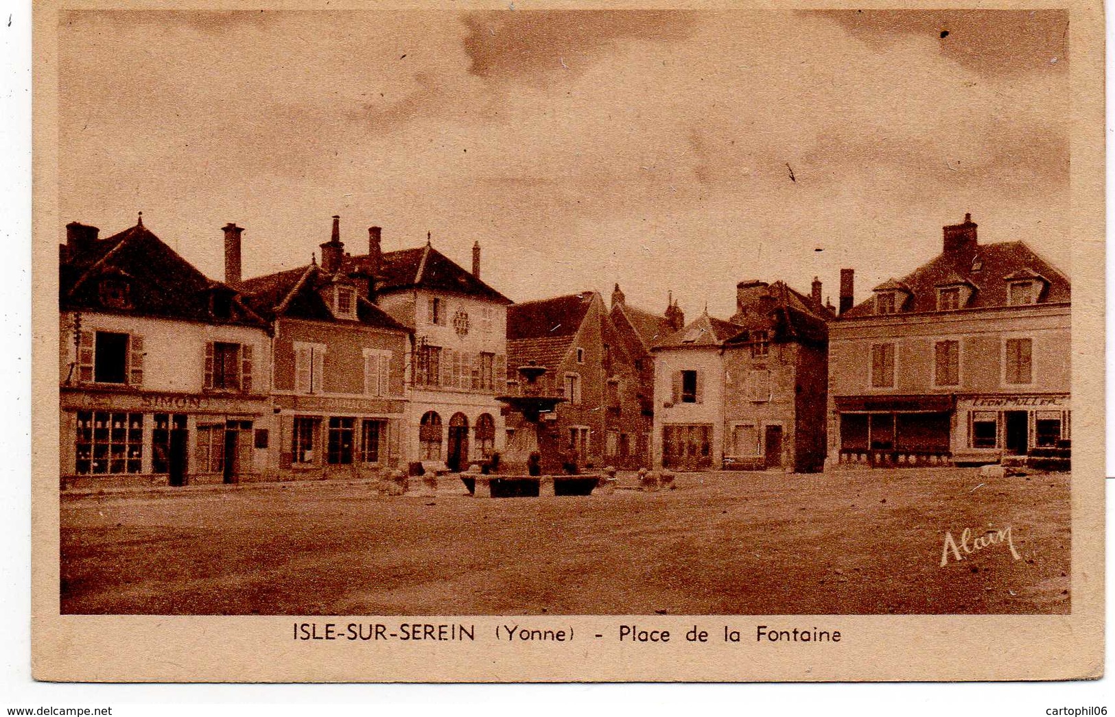 - CPSM ISLE-SUR-SEREIN (89) - Place De La Fontaine 1949 (magasins SIMON - LEON MULLER) - Edition Alain - - L'Isle Sur Serein