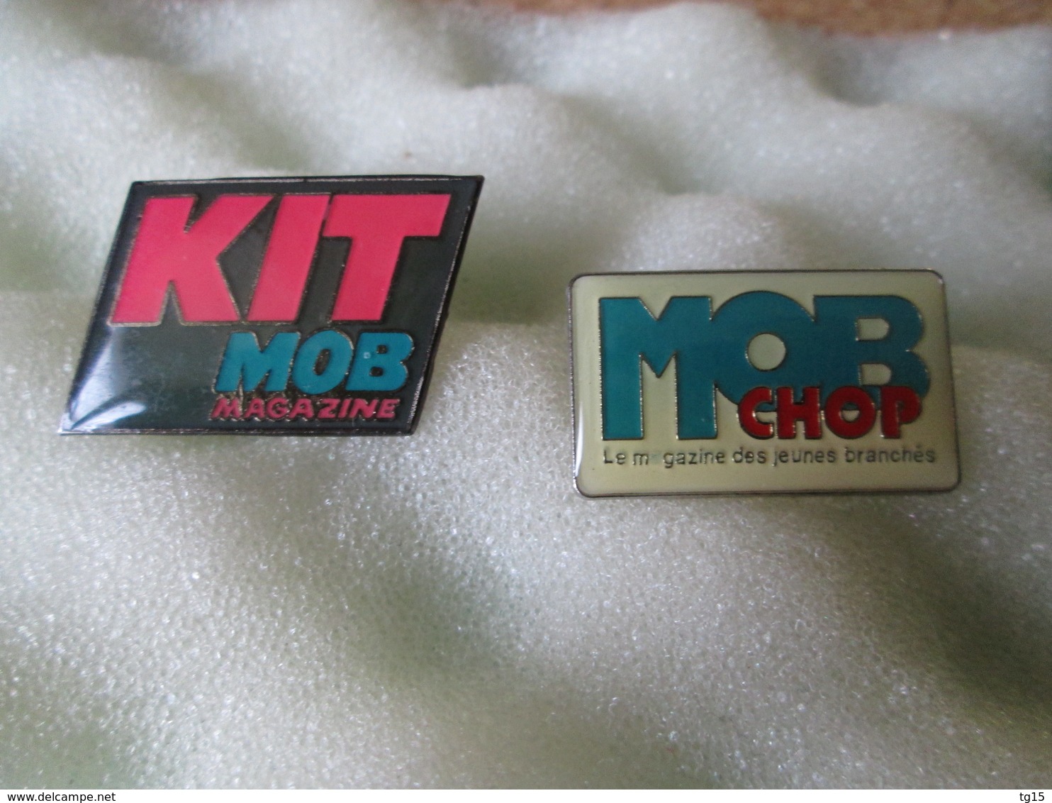 PIN'S   LOT 2  KIT  MOB - Motos