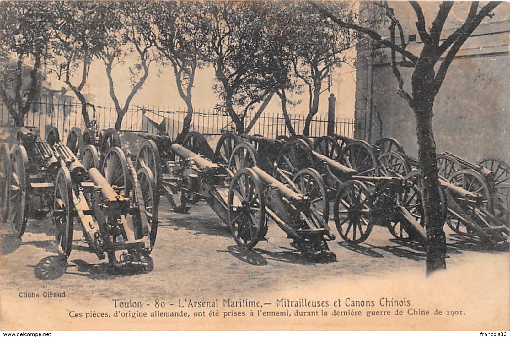 Toulon (83) - L'Arsenal Maritime - Mitrailleuses Et Canons Chinois - Militaire Militaria - Toulon