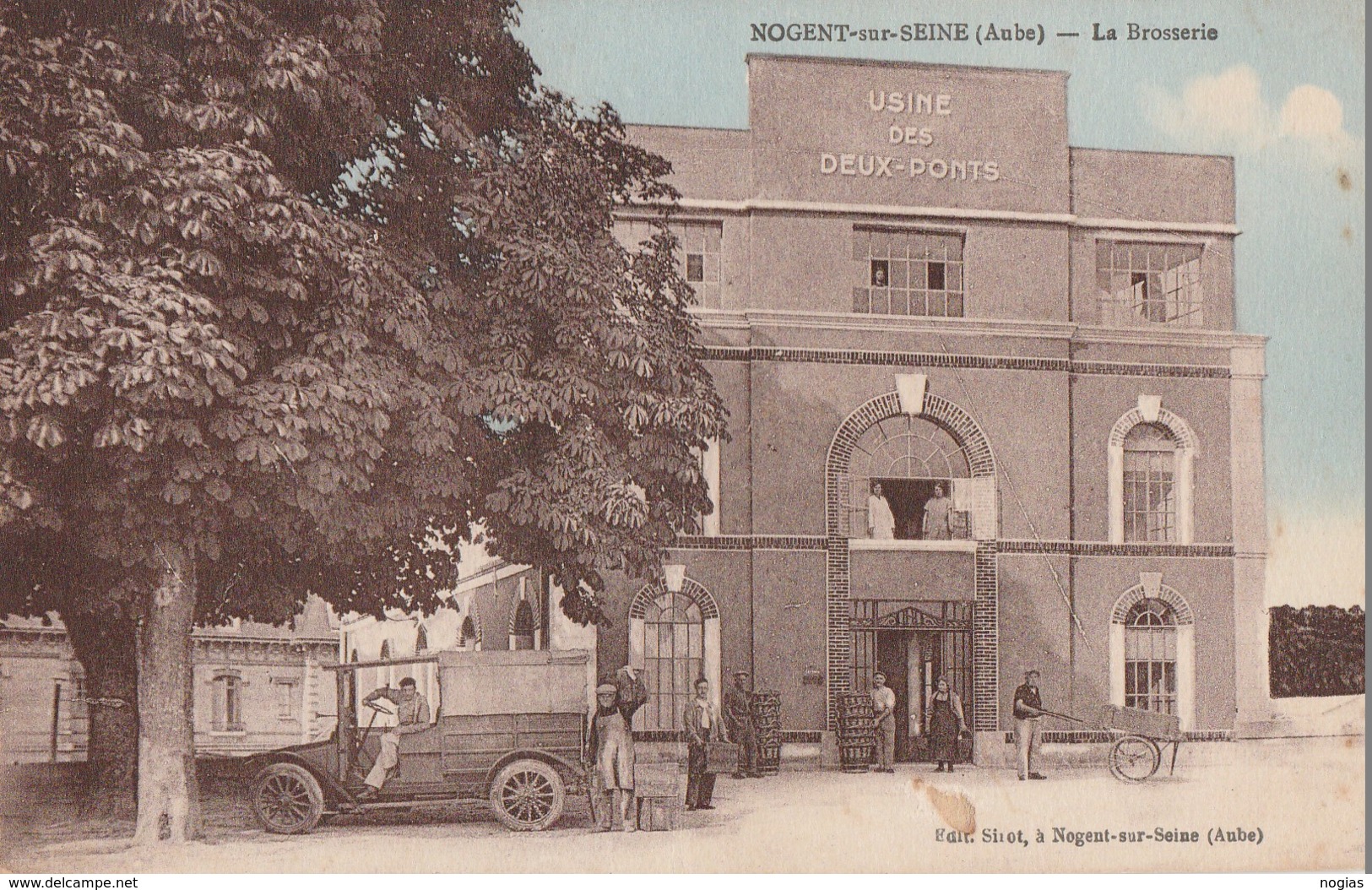 NOGENT SUR SEINE - L'USINE DES DEUX PONTS - LA BROSSERIE - BELLE CARTE - SEPIA - ANIMEE - VEHICULE AUTOMOBILE - - Nogent-sur-Seine