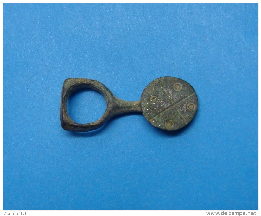 ROMAN VOTIVE MEDICAL INSTRUMENT, BRONZE, II C.A.D. - Archéologie