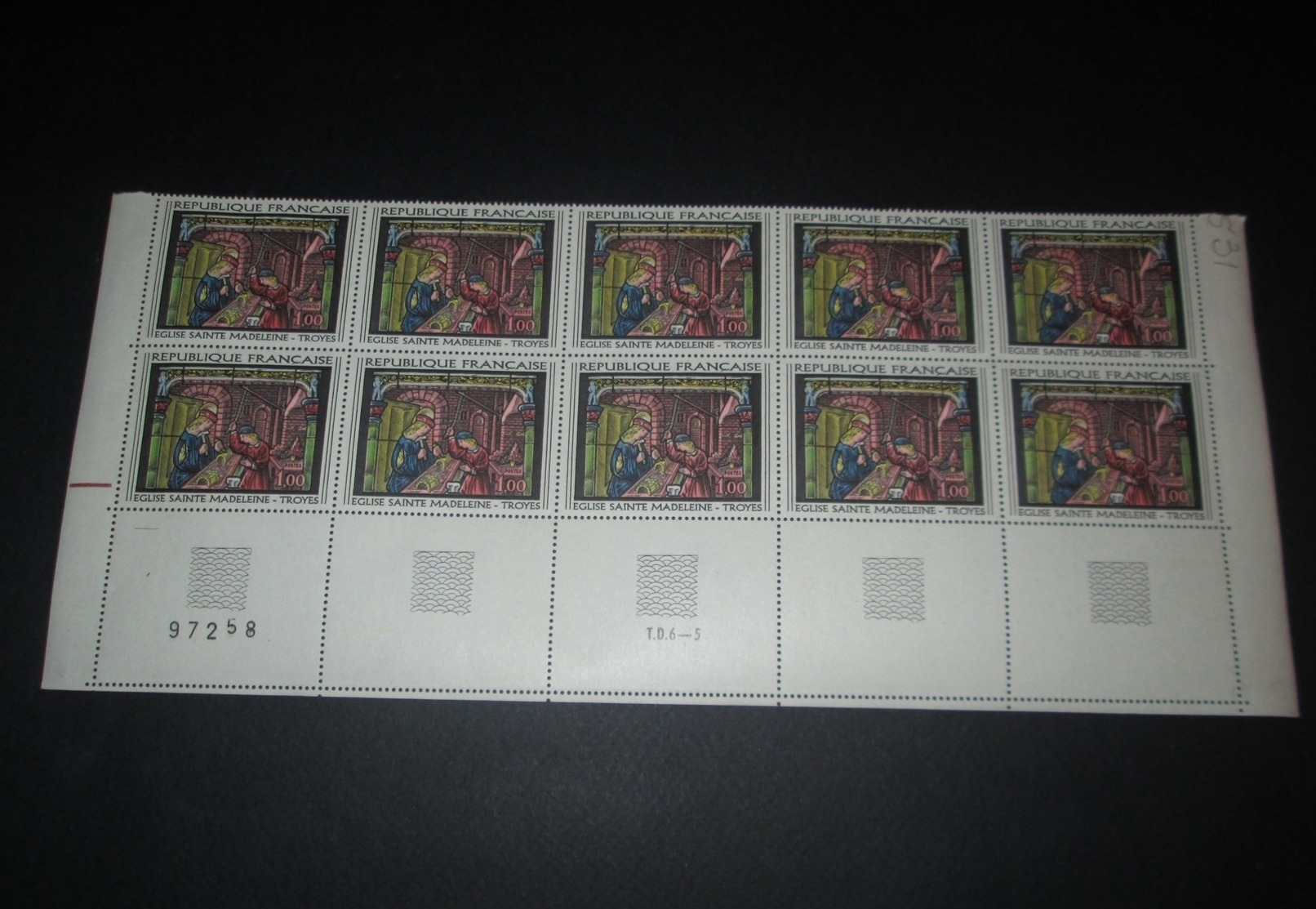 France 1967 Neuf** N° 1531 Tableau église Ste Madeleine Troyes Bloc De 10 Timbres - Ganze Bögen