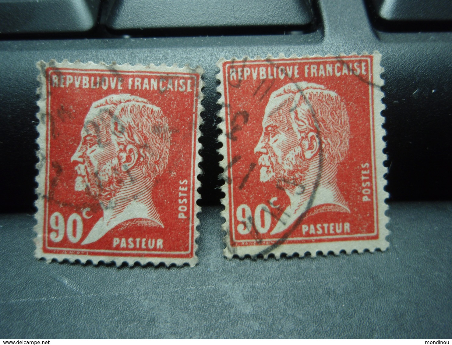 2 Timbres PASTEUR  90 C - 1922-26 Pasteur