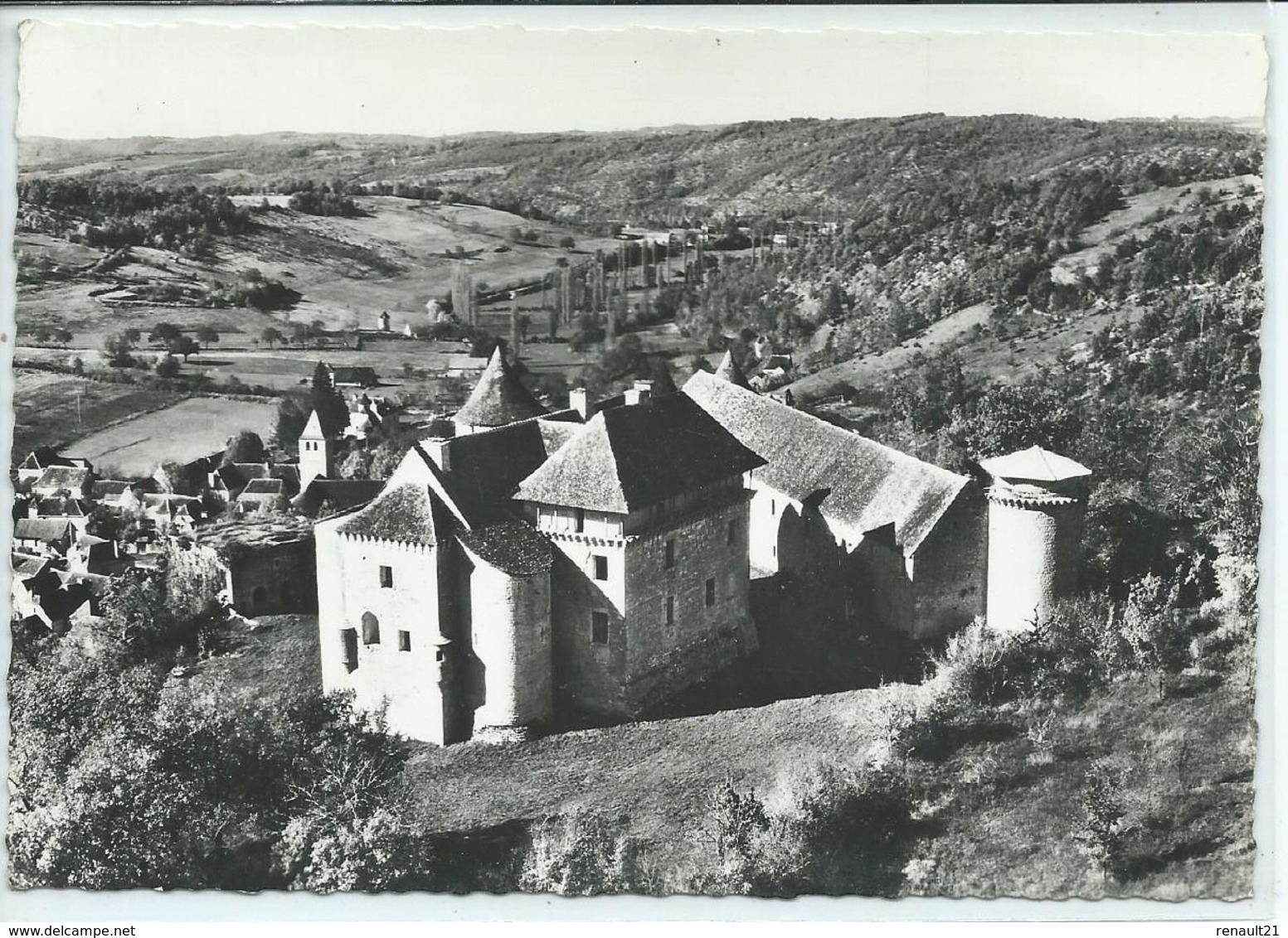 Vaillac-En Avion Au-Dessus De ...Le Château (CPSM) - Autres & Non Classés