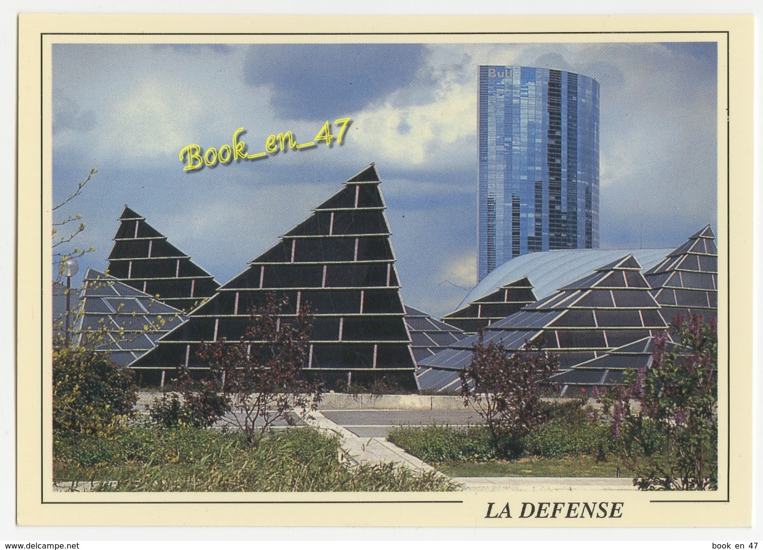 {82124} 92 Hauts De Seine La Défense , Les Cristaux De E. AILLAUD Et La Tour BULL - La Defense