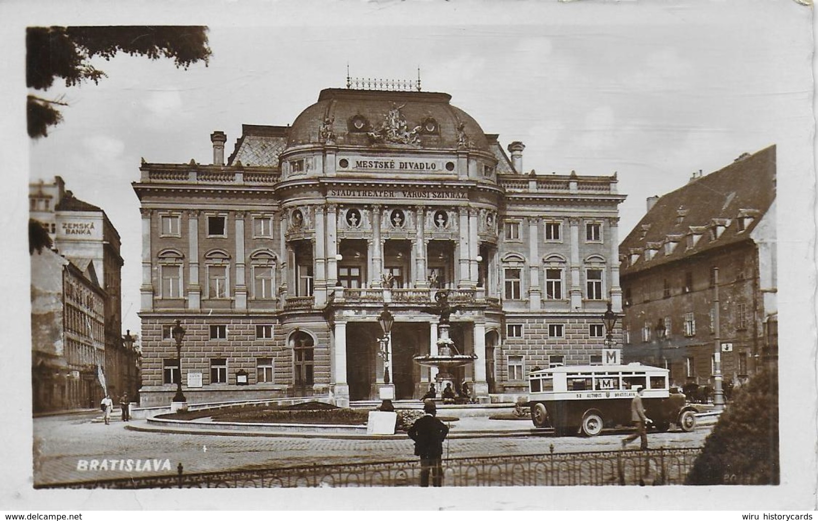 AK 0256  Bratislava - Stadttheater ( Alter Bus ) Um 1920-30 - Slowakei