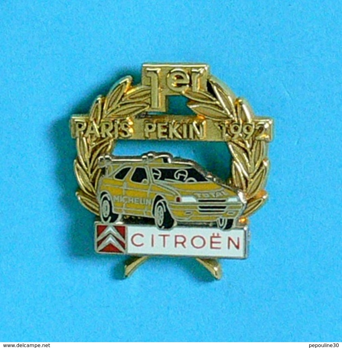 1 PIN'S  //  ** CITROËN / 1er PARIS PEKIN / 1992 ** . (Arthus Bertrand Paris) Double Moule - Citroën