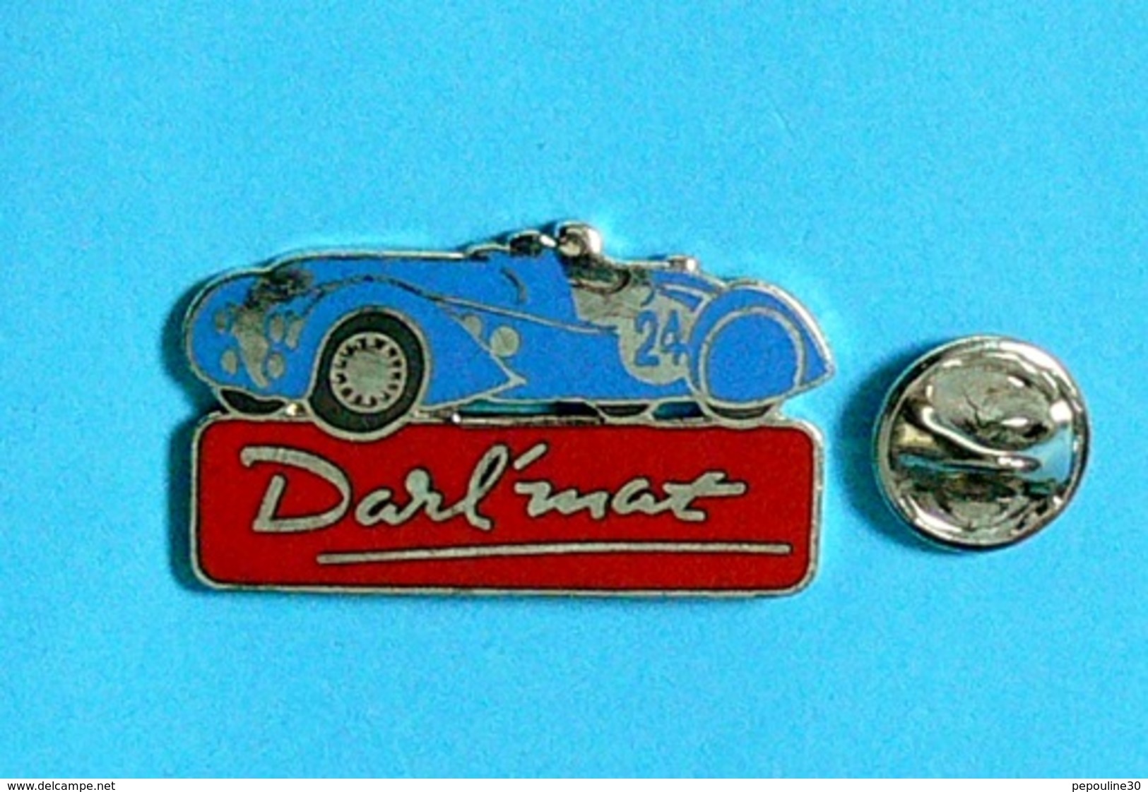 1 PIN'S  //  ** DARL'MAT / PEUGEOT 302 / 24H DU MANS ** . (Démons & Merveilles)