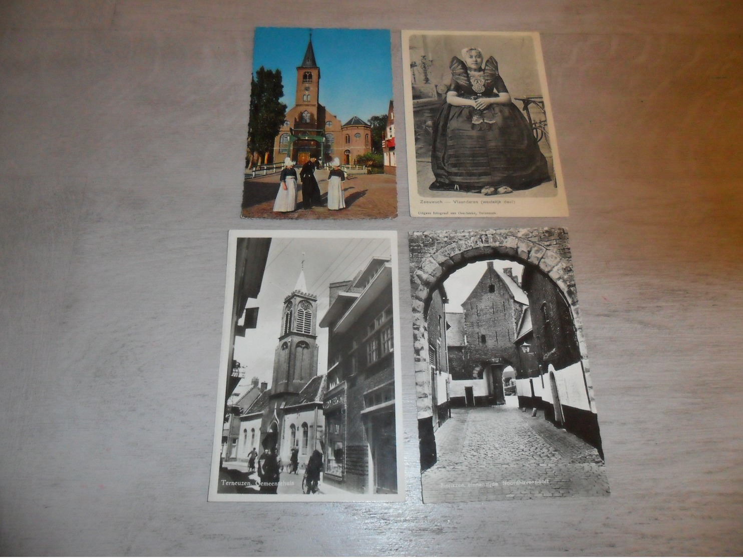 Lot de 60 cartes postales du Pays Bas      Lot van 60 postkaarten van Nederland  Holland - 60 scans